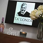 Fl 2 Ta'lonza Luxury With Hot Tub By Homely Nyaraló Mellieħa