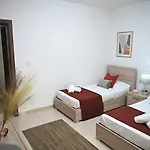 Nyaraló Fl 2 Ta'lonza Luxury With Hot Tub By Homely *