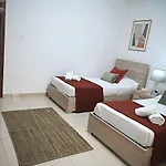 Nyaraló Fl 2 Ta'lonza Luxury With Hot Tub By Homely Mellieħa
