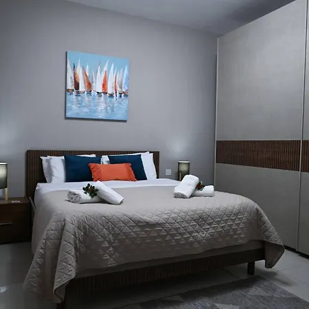 Fl 2 Ta'lonza Luxury With Hot Tub By Homely *