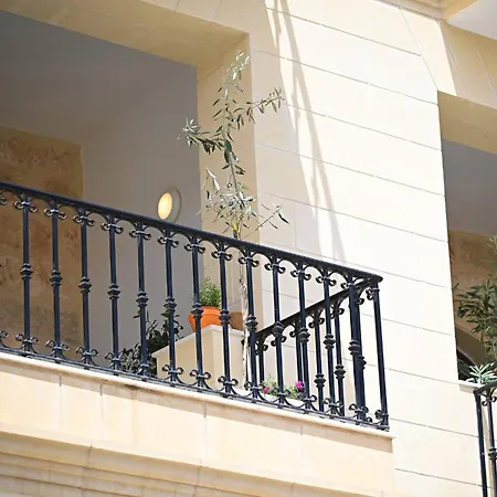 Fl 2 Ta'lonza Luxury With Hot Tub By Homely Holiday home