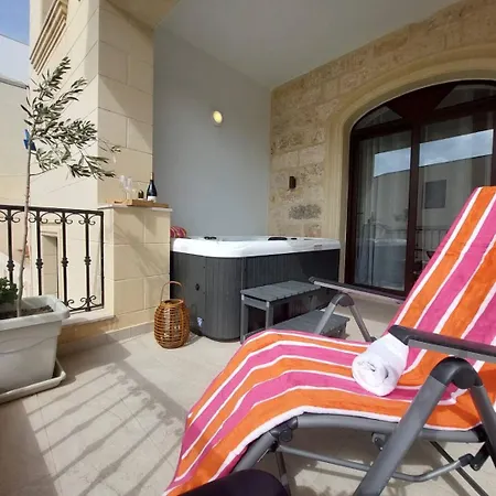 Fl 2 Ta'lonza Luxury With Hot Tub By Homely 펜션