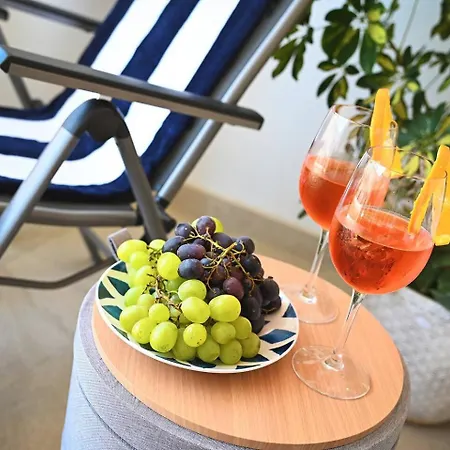 Fl 2 Ta'lonza Luxury With Hot Tub By Homely *