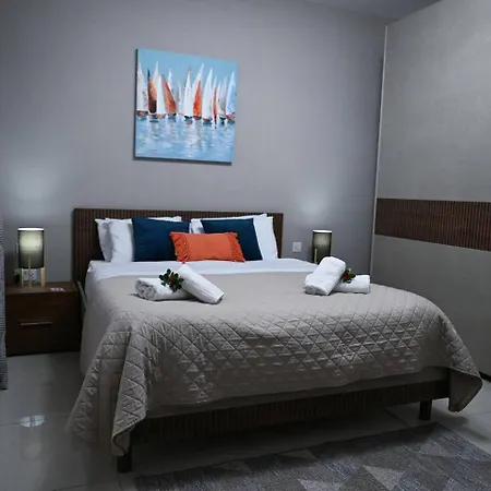 Fl 2 Ta'lonza Luxury With Hot Tub By Homely