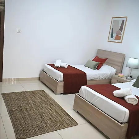Ferienhaus Fl 2 Ta'lonza Luxury With Hot Tub By Homely Mellieħa