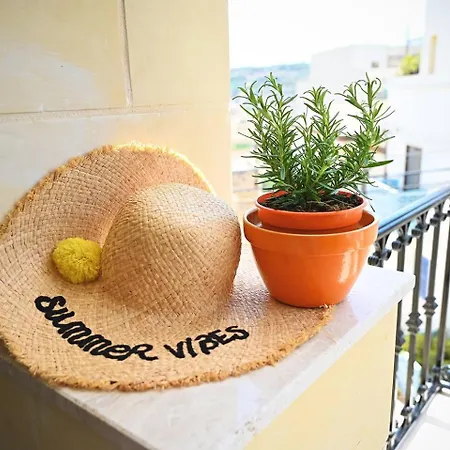 Casa vacanze Fl 2 Ta'lonza Luxury With Hot Tub By Homely Mellieħa